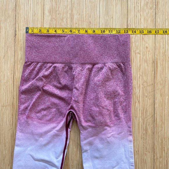 Women’s Gymshark Ombre Beet/Pink Seamless Leggings, Size M - Picture 9 of 10